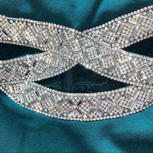 Forest Green Formal Cocktail Mini Dress with Beading and Side Cutouts - Picture 5 of 8